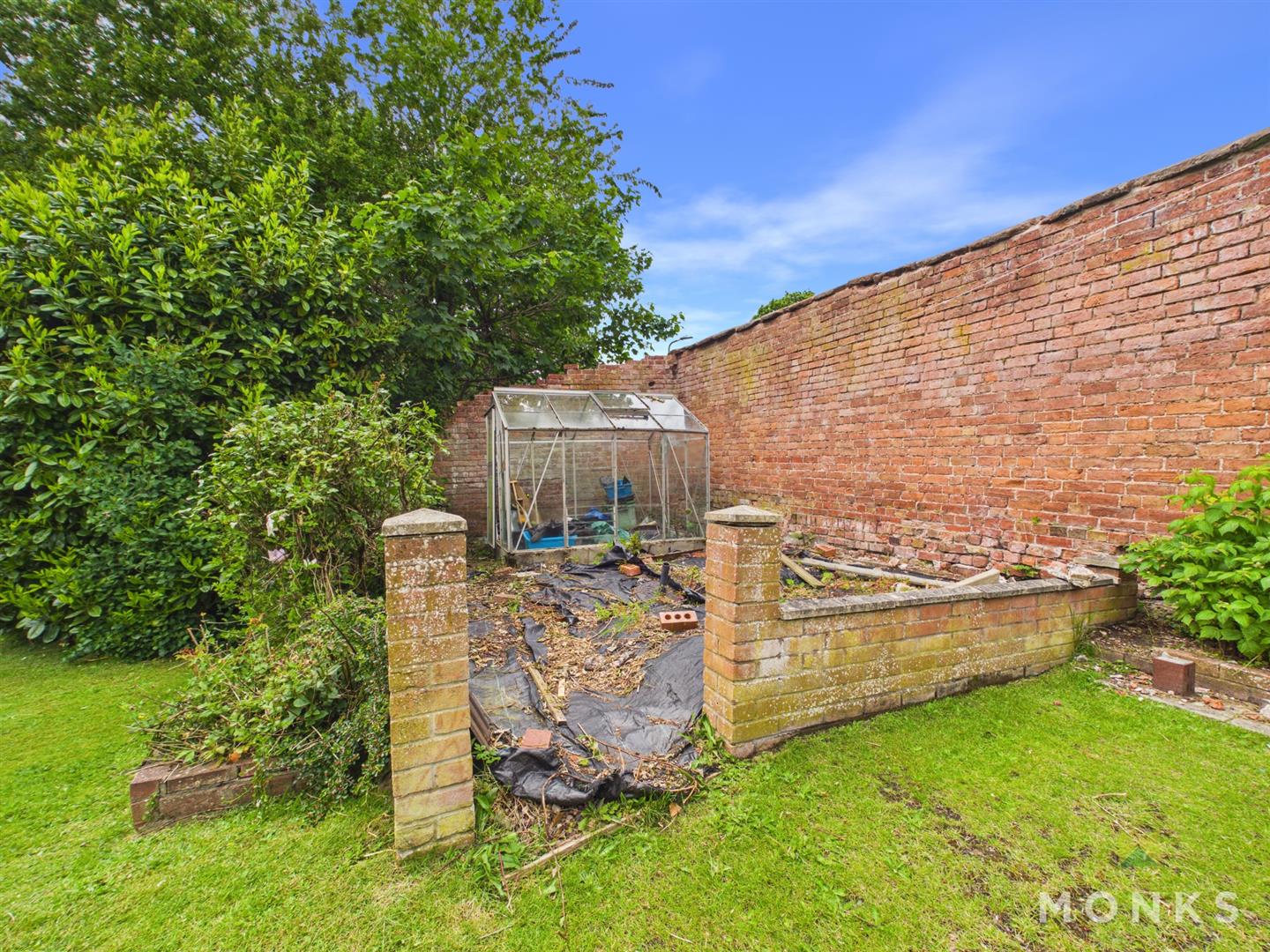 82 White Hart, Shrewsbury, SY3 7TE For Sale